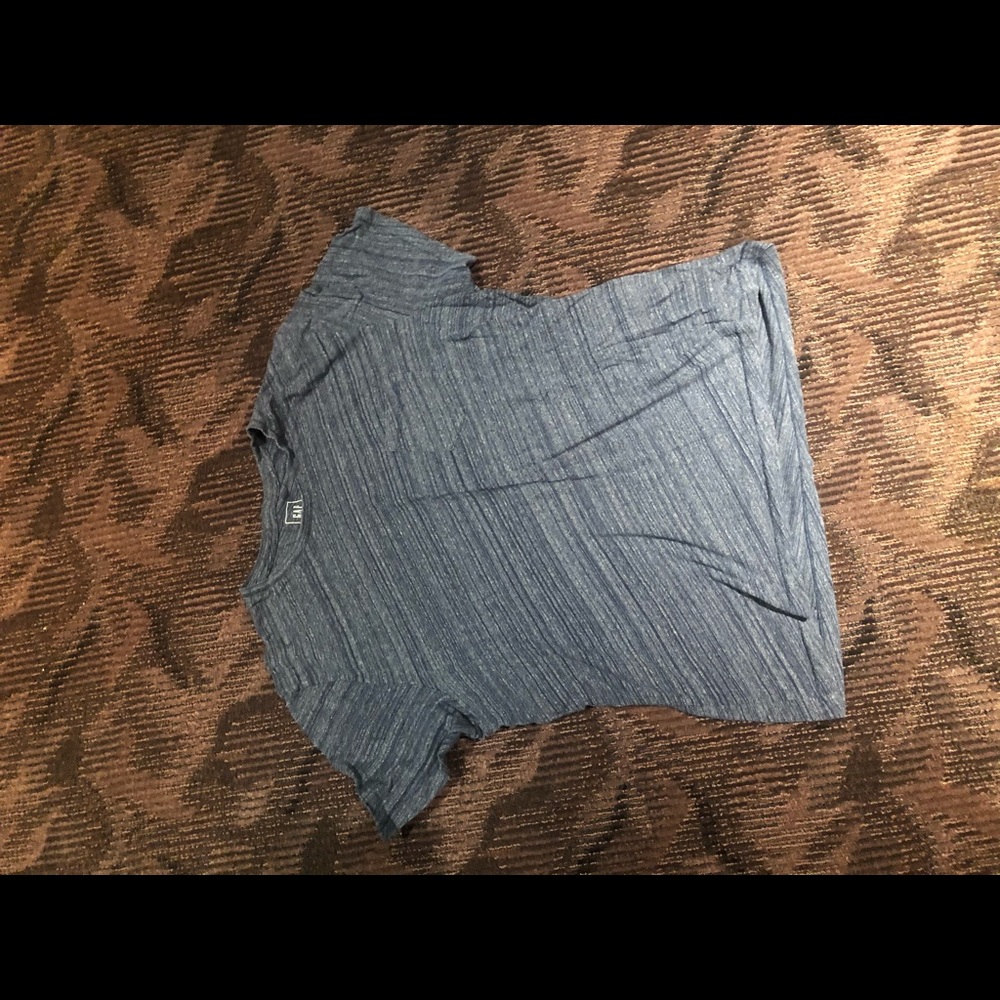 MENS GAP Tee